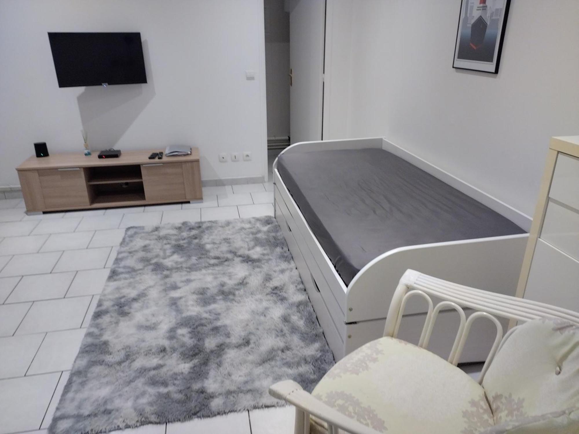 Studio Charmant Canape Lit Netflix Prime Video Wifi Dazn เลออาฟร์ ภายนอก รูปภาพ